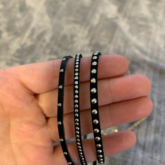 Forever21 statement necklace and 4 chokers - Picture 3 of 4